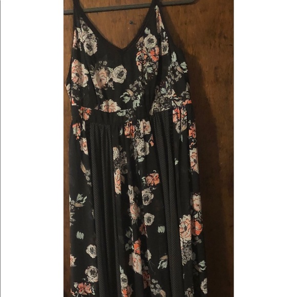 Torrid Floral Maxi Dress - Picture 2 of 5